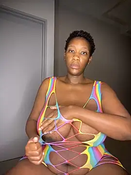 Snapshot of GiantClithpee chatting on 2, 3, 2025 GiantClithpee online show from 2, 3, 2025