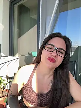 SiennaLuxexx online show from 10, 3, 2026