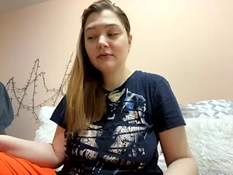 Snapshot of Ungoliant_Kiss chatting on 4, 12, 2025 Ungoliant Kiss online show from 4, 12, 2025