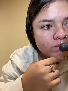 Camila Duarte2 online show from 6, 3, 2026