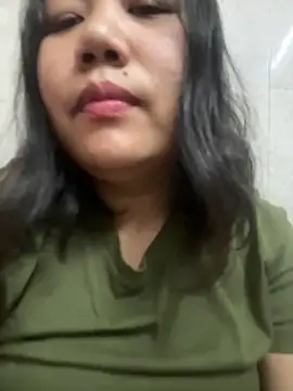 kukunightgirl online show from 21, 12, 2025