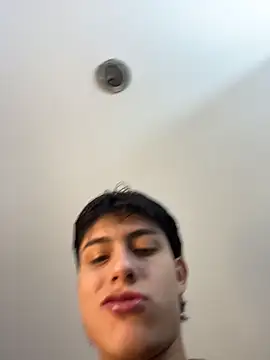 Snapshot of Lander_Cruz chatting on 20, 12, 2025 Lander Cruz online show from 20, 12, 2025