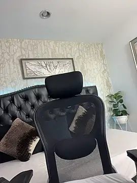 Snapshot of Lander_Cruz chatting on 4, 2, 2026 Lander Cruz online show from 4, 2, 2026