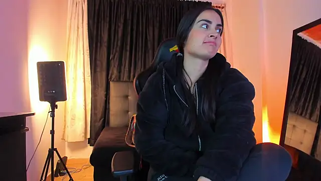 liaa herrera online show from 3, 12, 2025