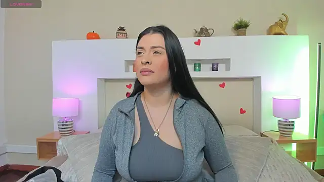 Snapshot of AnikaRomanoff_ chatting on 20, 5, 2026 AnikaRomanoff online show from 20, 5, 2026