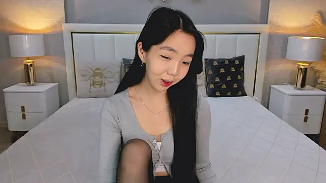 EMILY GREENSON online show from 14, 2, 2026