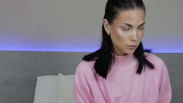 RachaelMils online show from 20, 12, 2025