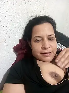 n4ughty friends online show from 6, 1, 2026