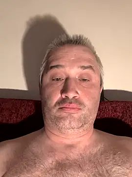 Olomoucak1982 online show from 19, 4, 2026