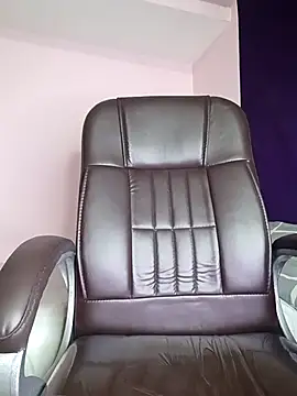 Lovely Ladyboy star online show from 20, 12, 2025