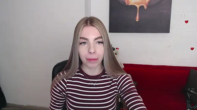 EsterNoir online show from 3, 12, 2025