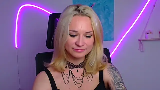 Snapshot of Melodie_Aster chatting on 2, 5, 2026 Melodie Aster online show from 2, 5, 2026