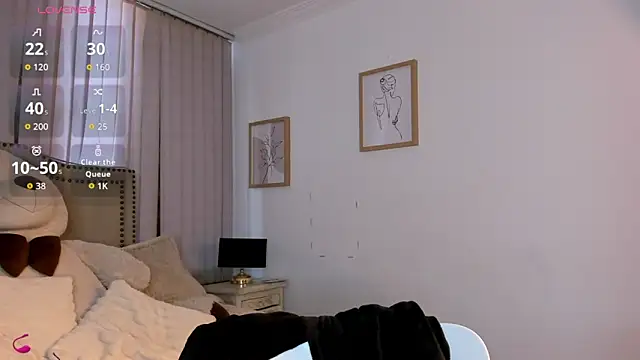 Snapshot of lya__brown chatting on 20, 5, 2026 lya brown online show from 20, 5, 2026