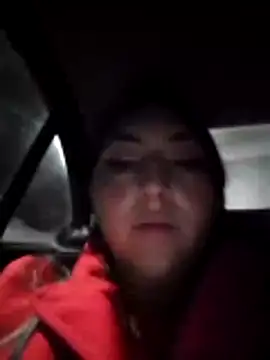 Valeria montana  online show from 15, 2, 2026