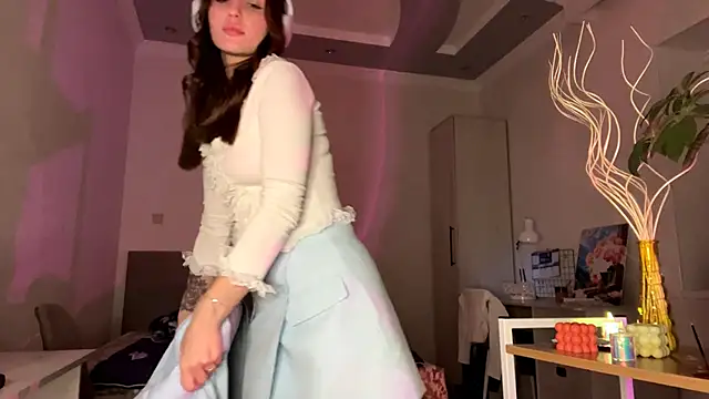 Snapshot of ShyDream chatting on 3, 12, 2025 ShyDream online show from 3, 12, 2025