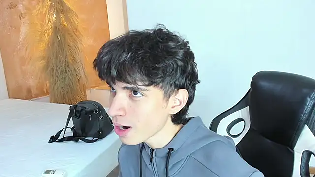 Snapshot of CONNOR_STONNE_ chatting on 20, 2, 2026 CONNOR STONNE online show from 20, 2, 2026