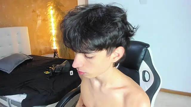 Snapshot of CONNOR_STONNE_ chatting on 27, 2, 2026 CONNOR STONNE online show from 27, 2, 2026