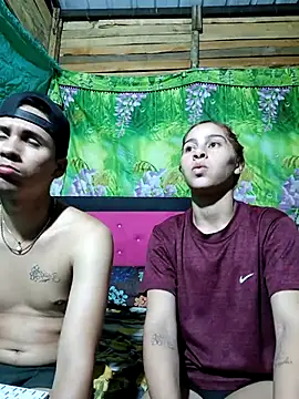 Snapshot of Zoe_axellxxx chatting on 5, 12, 2025 Zoe axellxxx online show from 5, 12, 2025