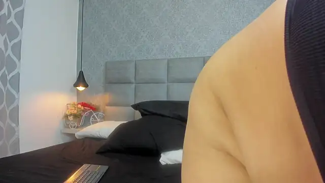 emilyy r online show from 26, 2, 2026