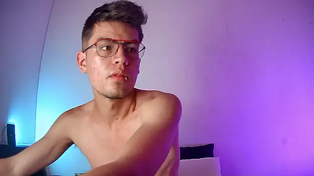 nicolatinboy online show from 5, 3, 2026