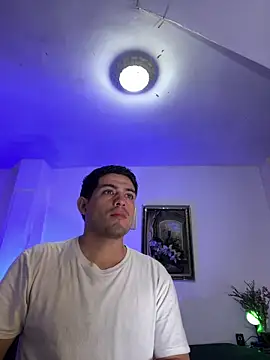 williamsmiiths16 online show from 28, 3, 2026