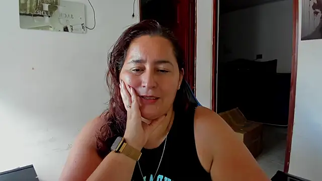 VioletBruces online show from 5, 5, 2026