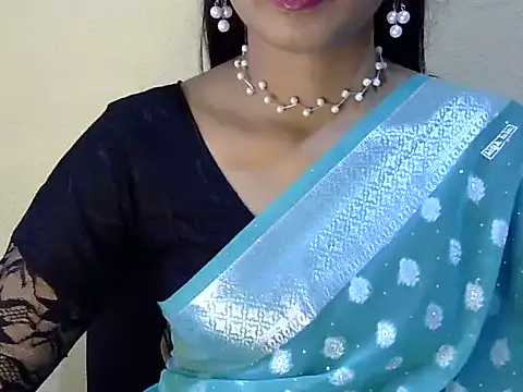 Snapshot of Shab_M chatting on 18, 6, 2026 Shab M online show from 18, 6, 2026