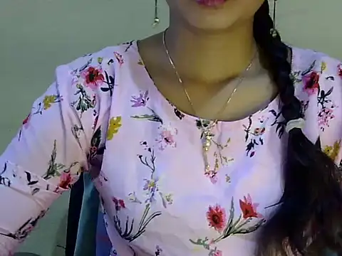 Snapshot of Shab_M chatting on 13, 7, 2026 Shab M online show from 13, 7, 2026