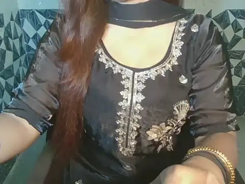 Hotty Suzuka online show from 14, 6, 2026