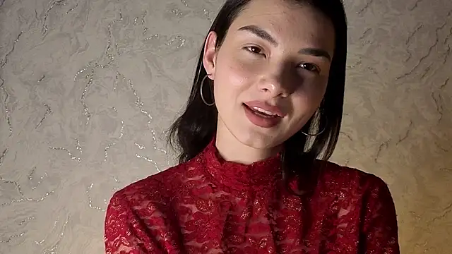 Snapshot of Laura_Sunday chatting on 15, 12, 2025 Laura Sunday online show from 15, 12, 2025