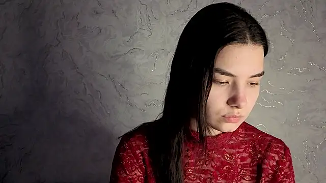 Snapshot of Laura_Sunday chatting on 2, 2, 2026 Laura Sunday online show from 2, 2, 2026