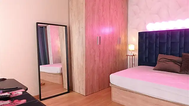 LucyFever online show from 8, 1, 2026