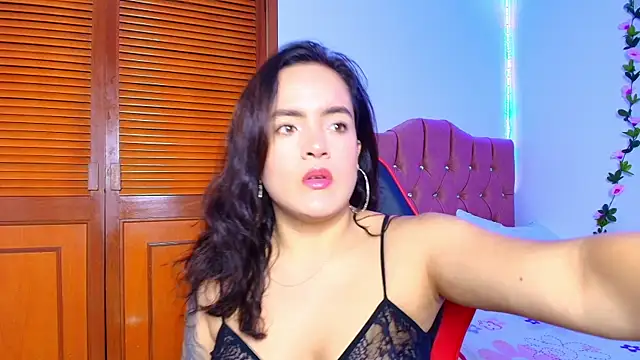 sara santana   online show from 17, 12, 2025
