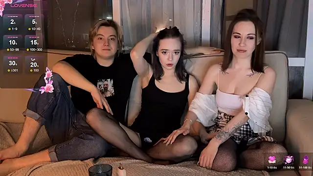 TripletDream online show from 14, 2, 2026