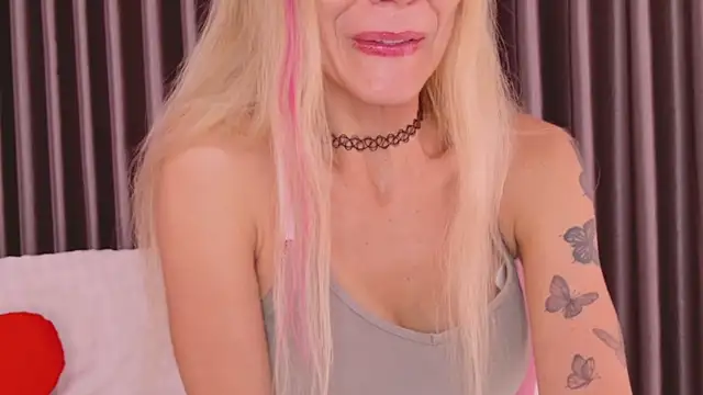 betty xoxoo online show from 14, 7, 2026