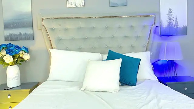 AnnieLeigt online show from 18, 2, 2026