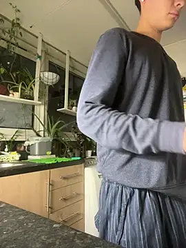 Snapshot of hungspanishtwink chatting on 7, 2, 2026 hungspanishtwink online show from 7, 2, 2026