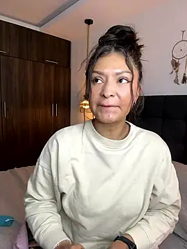 Snapshot of victoria___moon chatting on 16, 1, 2026 victoria moon online show from 16, 1, 2026