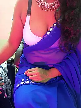 Snapshot of Preeti345 chatting on 13, 6, 2026 Preeti345 online show from 13, 6, 2026