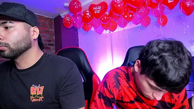 HotThreesoome online show from 19, 2, 2026