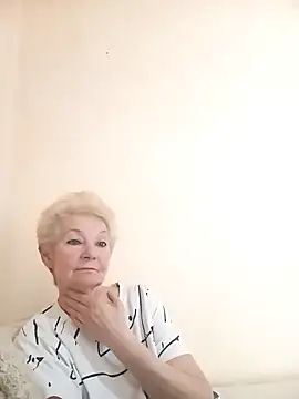 Snapshot of Calypso-Loove chatting on 23, 4, 2026 Calypso-Loove online show from 23, 4, 2026