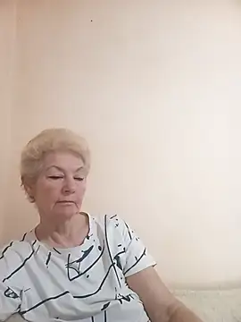 Snapshot of Calypso-Loove chatting on 25, 4, 2026 Calypso-Loove online show from 25, 4, 2026