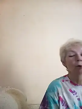 Snapshot of Calypso-Loove chatting on 27, 4, 2026 Calypso-Loove online show from 27, 4, 2026