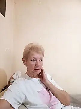 Snapshot of Calypso-Loove chatting on 18, 5, 2026 Calypso-Loove online show from 18, 5, 2026