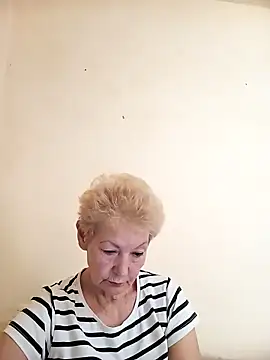 Snapshot of Calypso-Loove chatting on 28, 5, 2026 Calypso-Loove online show from 28, 5, 2026