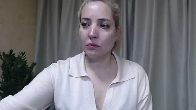 Snapshot of sweetpussy chatting on 30, 4, 2026 sweetpussy online show from 30, 4, 2026