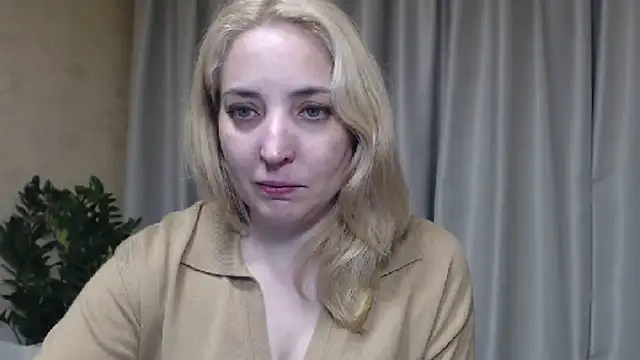 Snapshot of sweetpussy chatting on 29, 5, 2026 sweetpussy online show from 29, 5, 2026