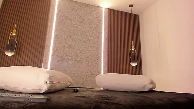 maye wells  online show from 28, 2, 2026