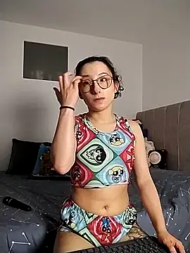 Snapshot of little__ammy chatting on 21, 12, 2025 little ammy online show from 21, 12, 2025