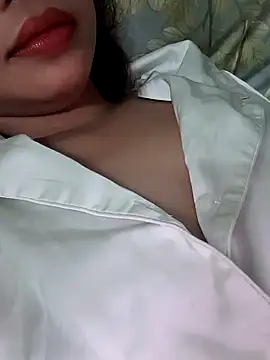 Snapshot of -Moon-20 chatting on 18, 12, 2025 -Moon-20 online show from 18, 12, 2025